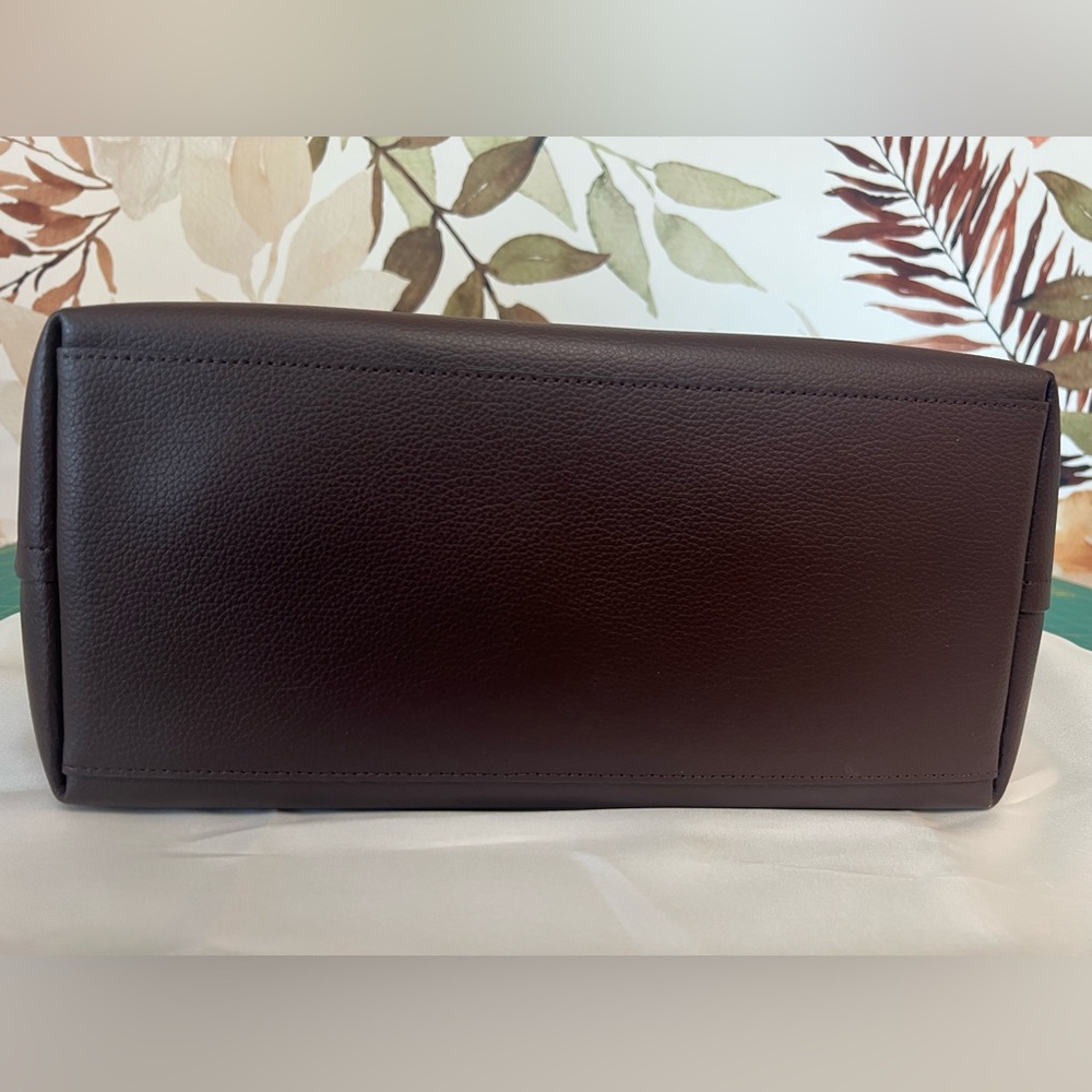 COACH Market Tote Oxblood NWT - Picture 5 of 7